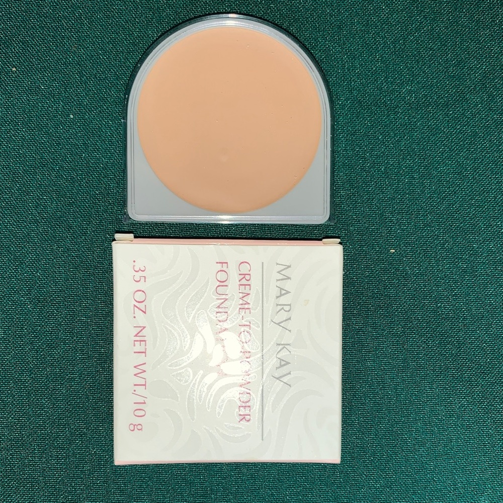 Mary Kay Creme-to-Powder Foundation - Beige 1